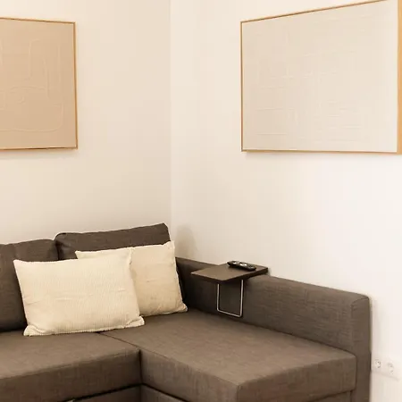 アパート Spacious Tailor Made Flat With Ac In Areeiro
